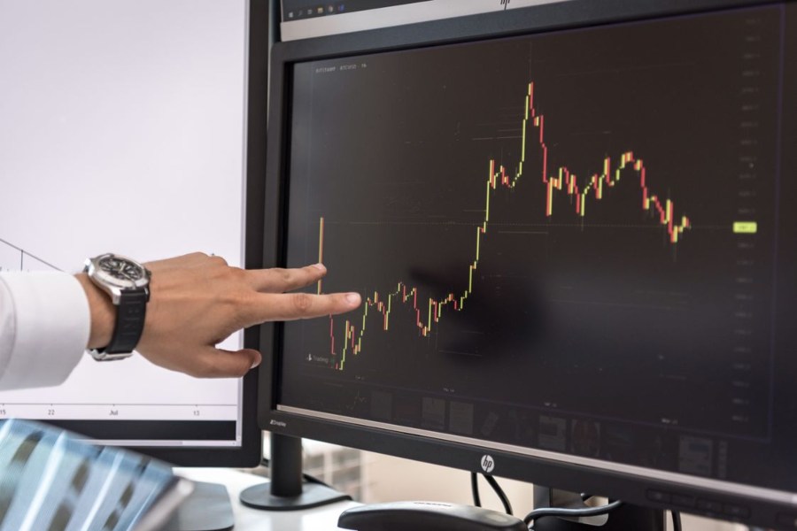 Navigating AI Model Risk in Finance