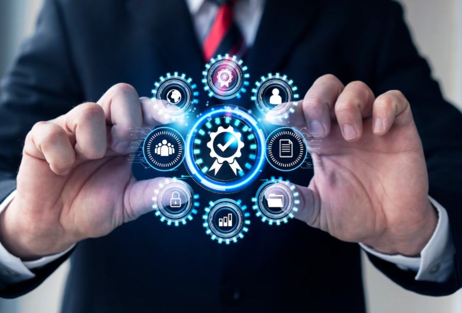 Top 6 Frontline Management Systems That Improve Training, Productivity, and Task Execution
